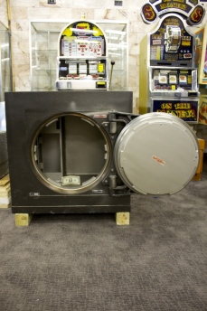 Used Mosler Round Door TRTL30 Money Safe